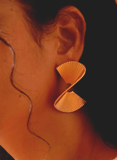 18K Gold-Plated Copper Fan-Shaped Earrings