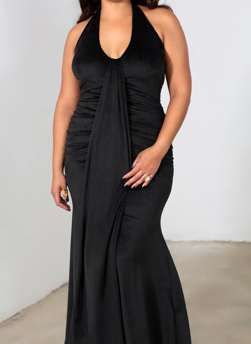 Angel Velvet Mermaid Maxi Gown w. Front Train