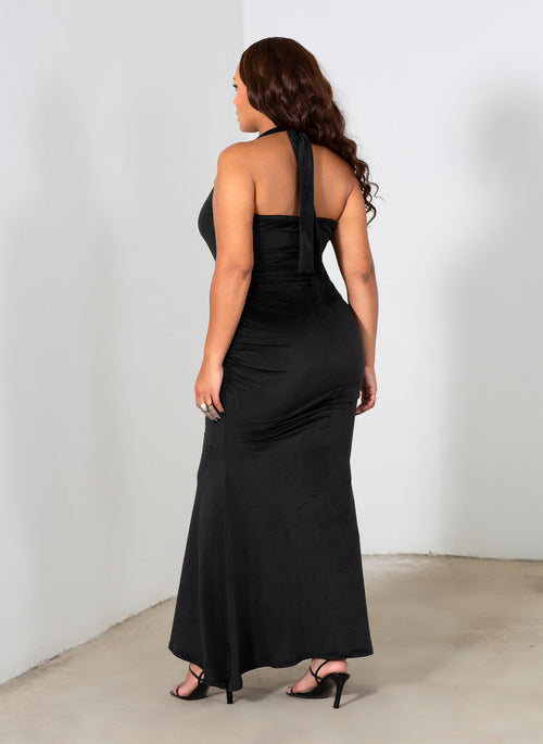 Angel Velvet Mermaid Maxi Gown w. Front Train