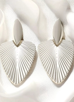 Alloy Textured Earrings
