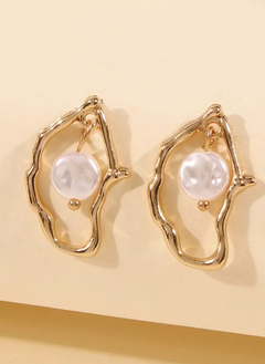 18K Gold-Plated Pearl Earrings