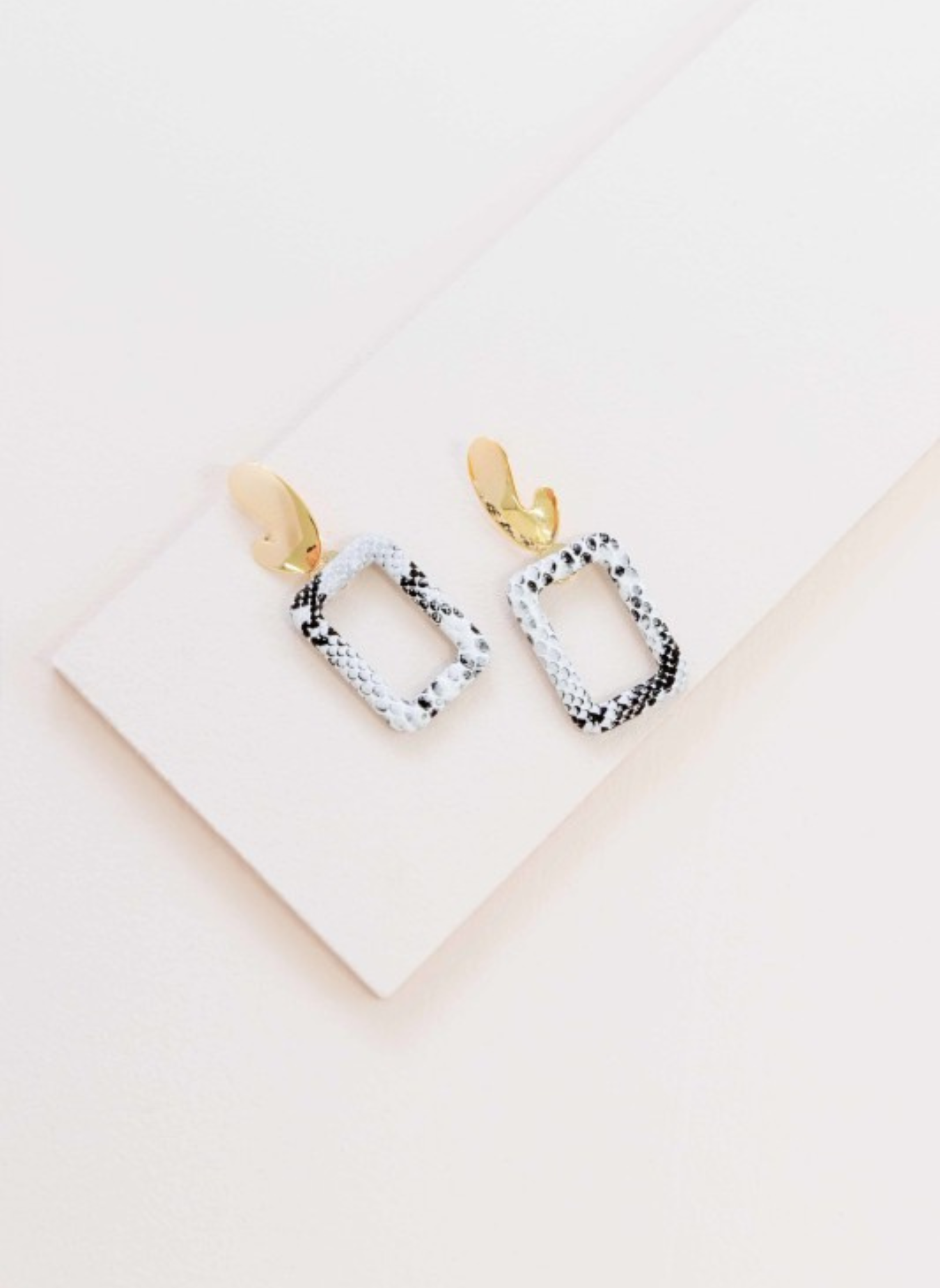 Night Out Dangle Earrings (14K) | White