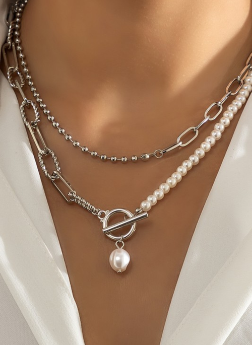 Chain w. Pearl Double Layer Toggle Necklace