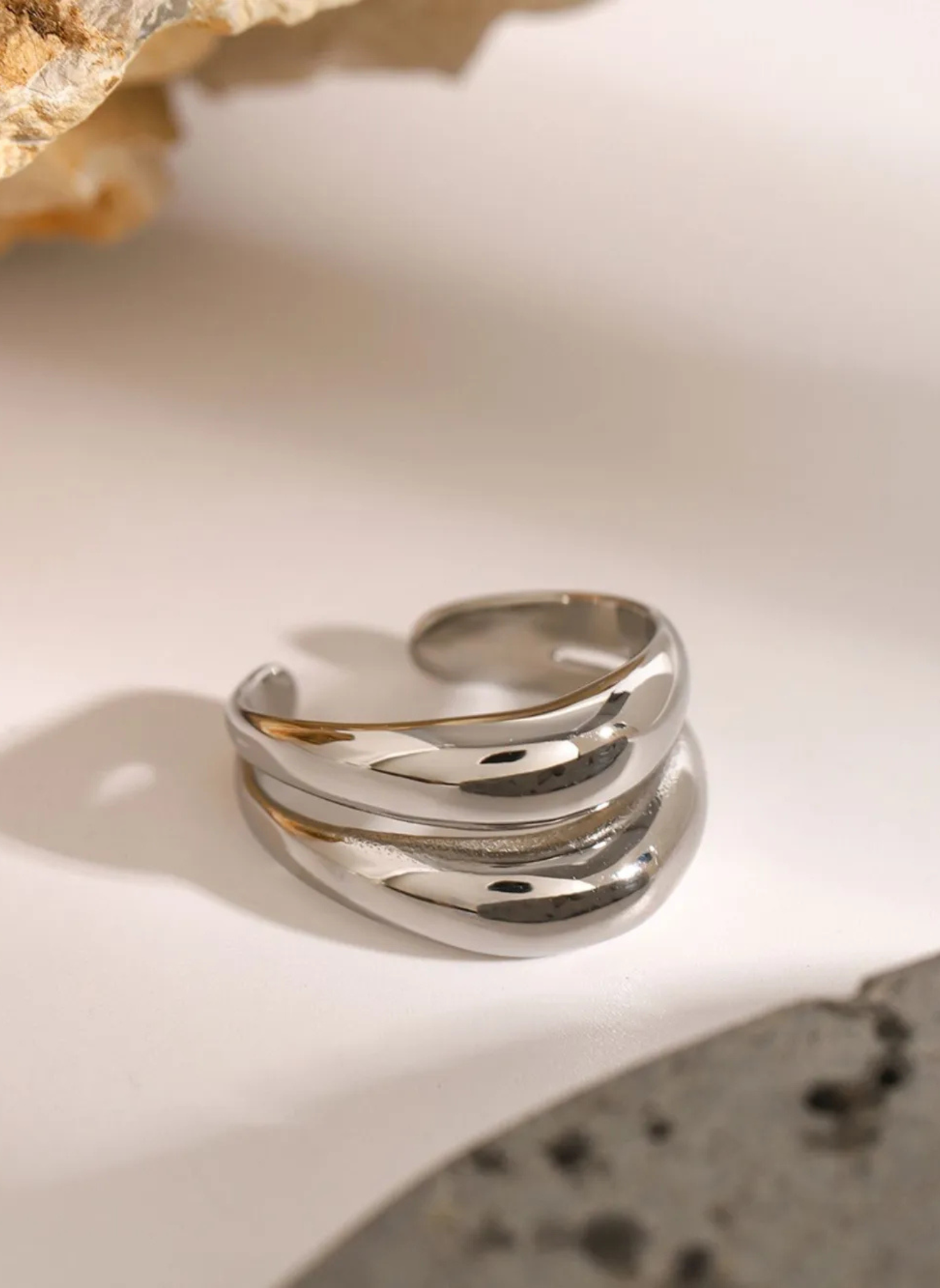 Double-Layered Ring