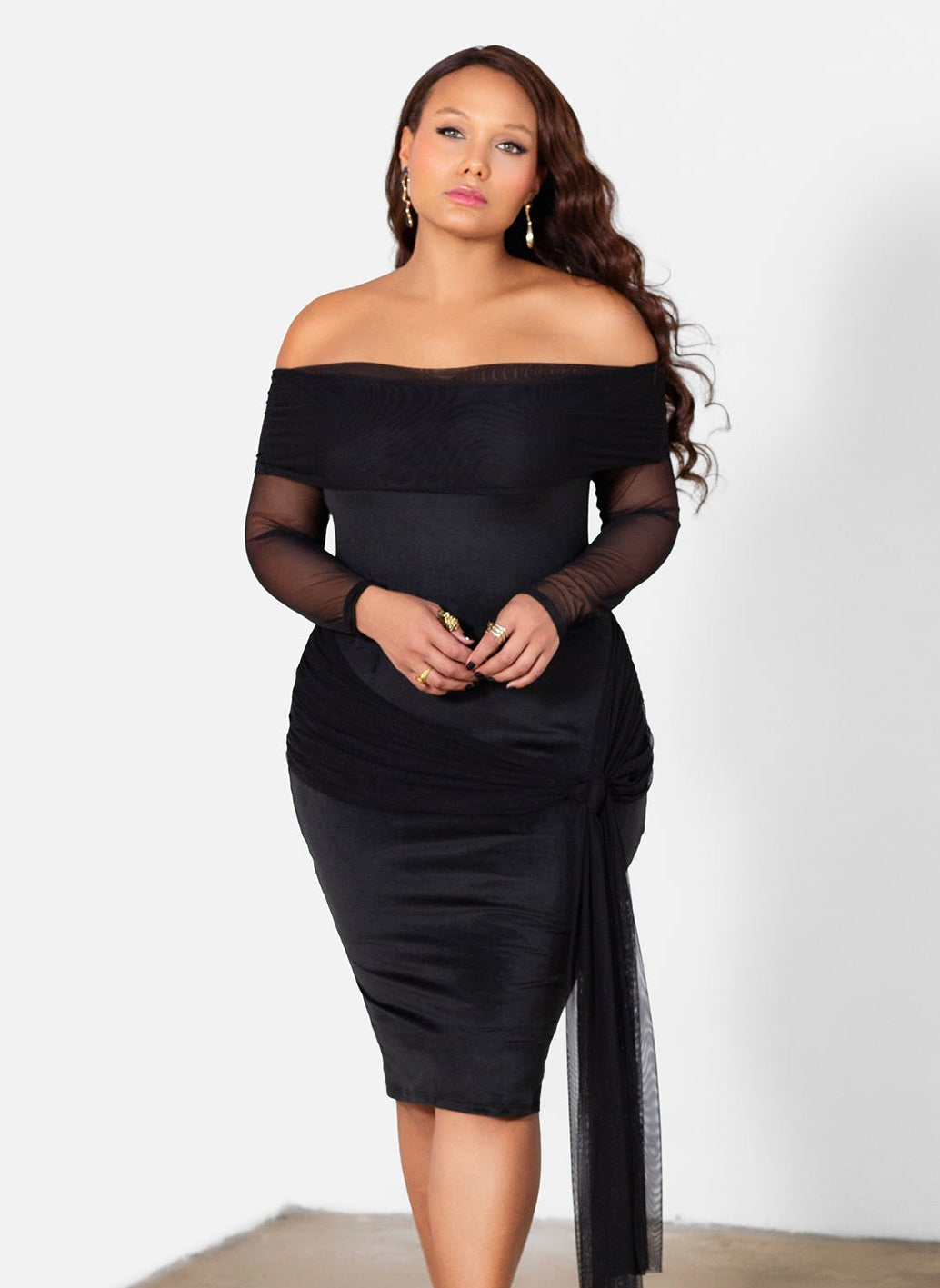 Audrey Over The Shoulder Mini Dress w. Mesh Belt Detail