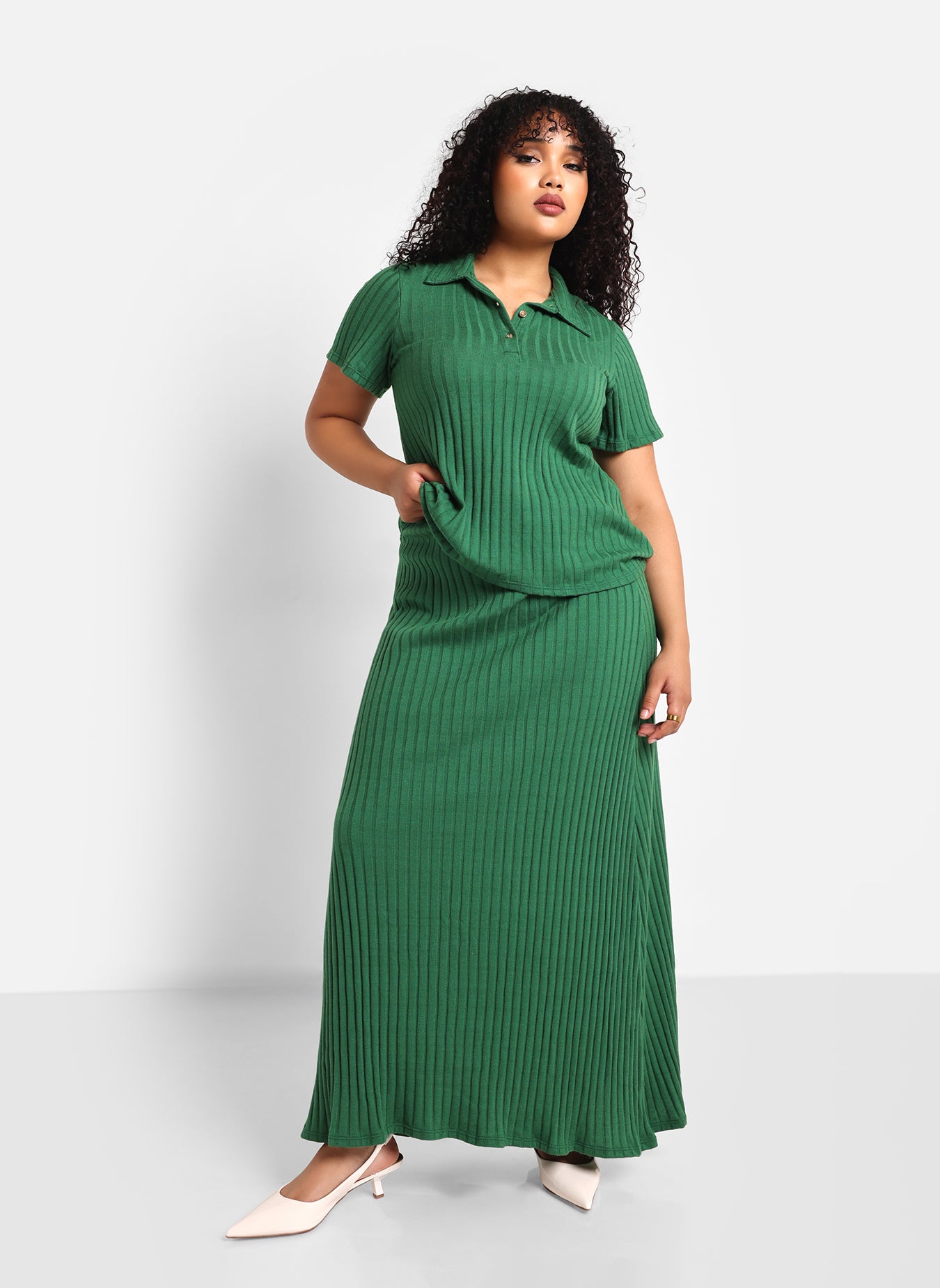 Enid Ribbed Knit Collared Short Sleeve Top - Pine Green