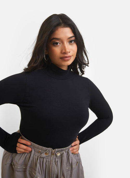 Essential Turtleneck Top - Black