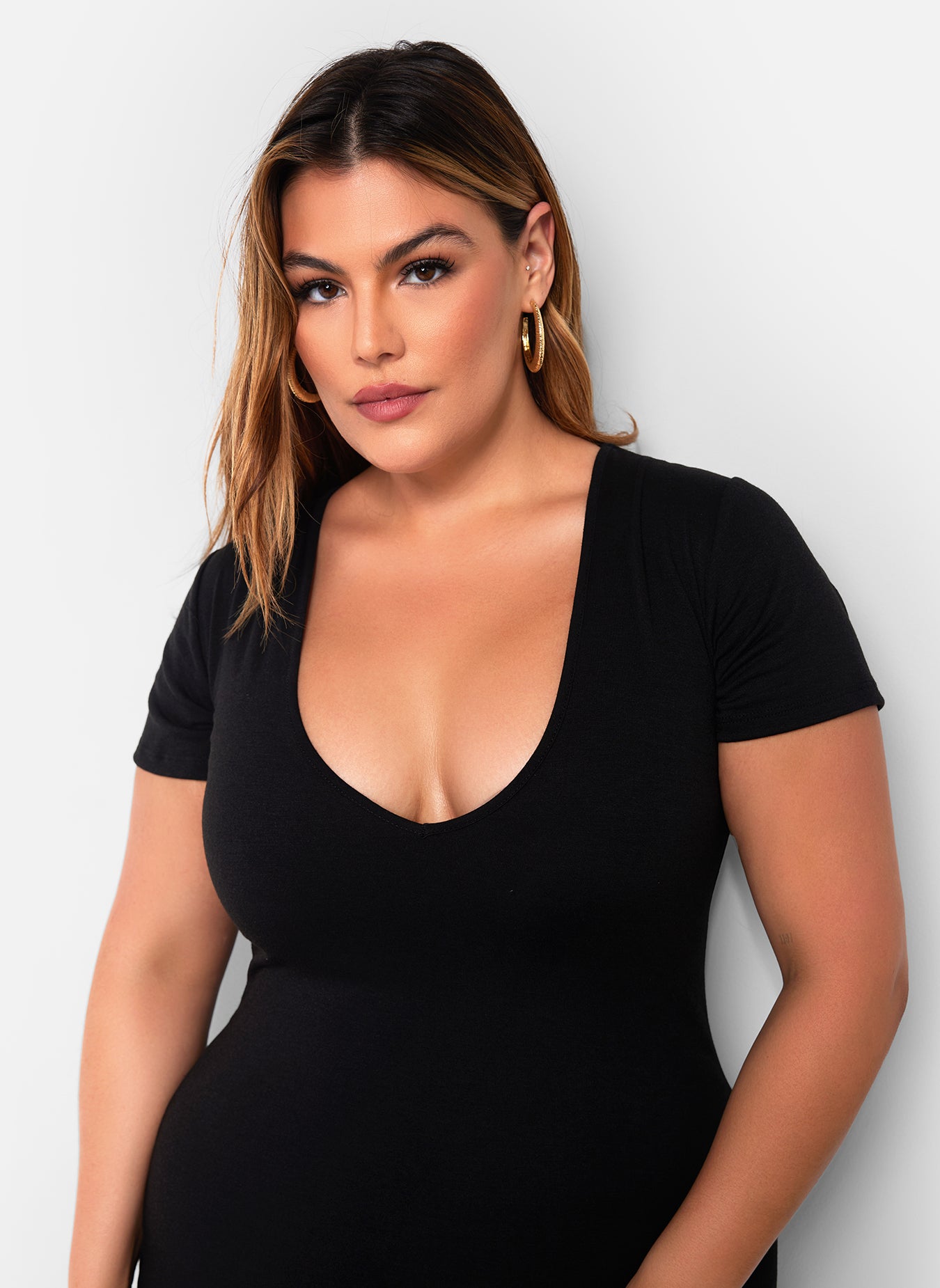 Essential Scoop Neck Midi Bodycon Dress - Black