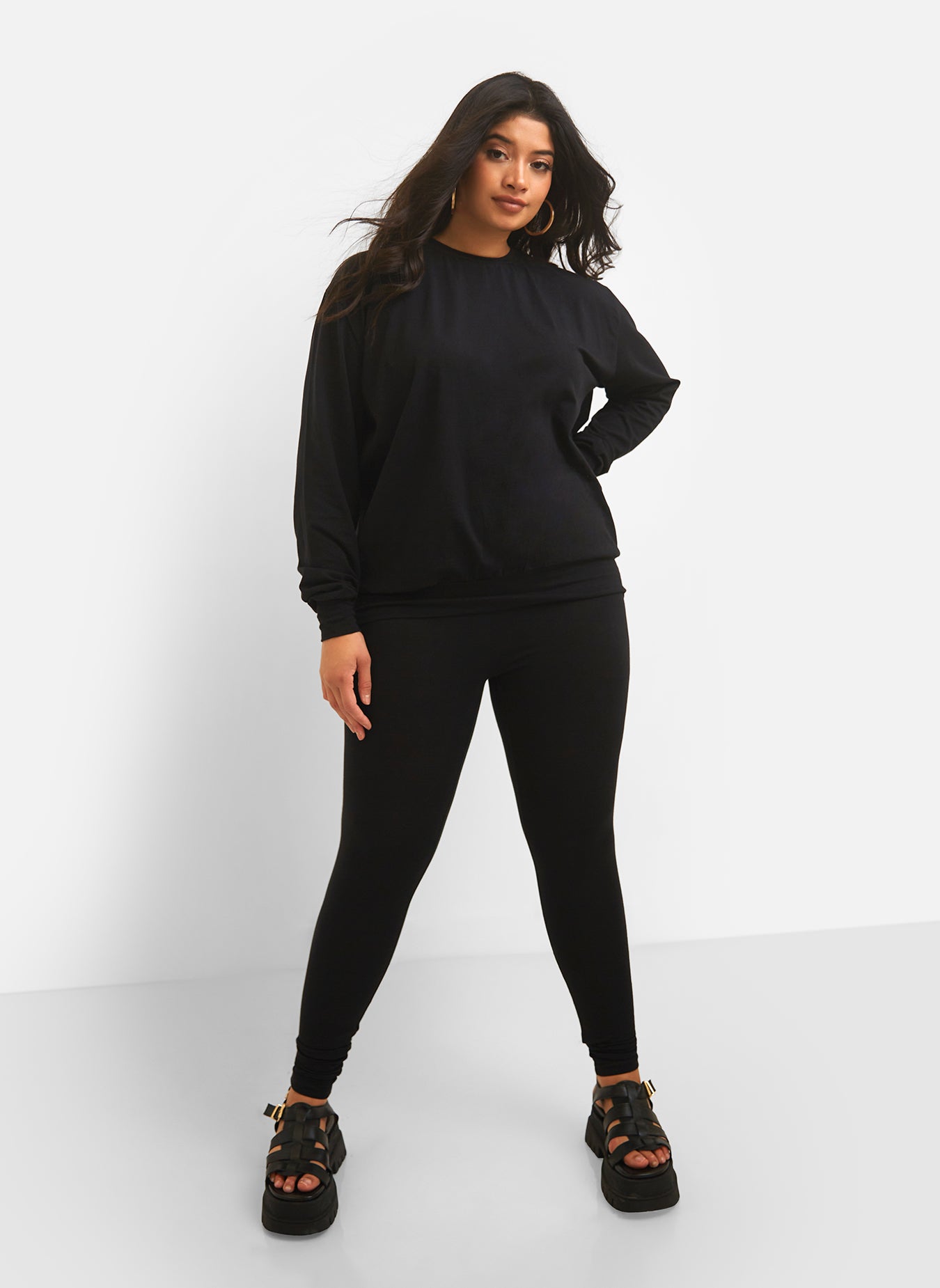 On Read Sweatshirt & Leggings Set - Black