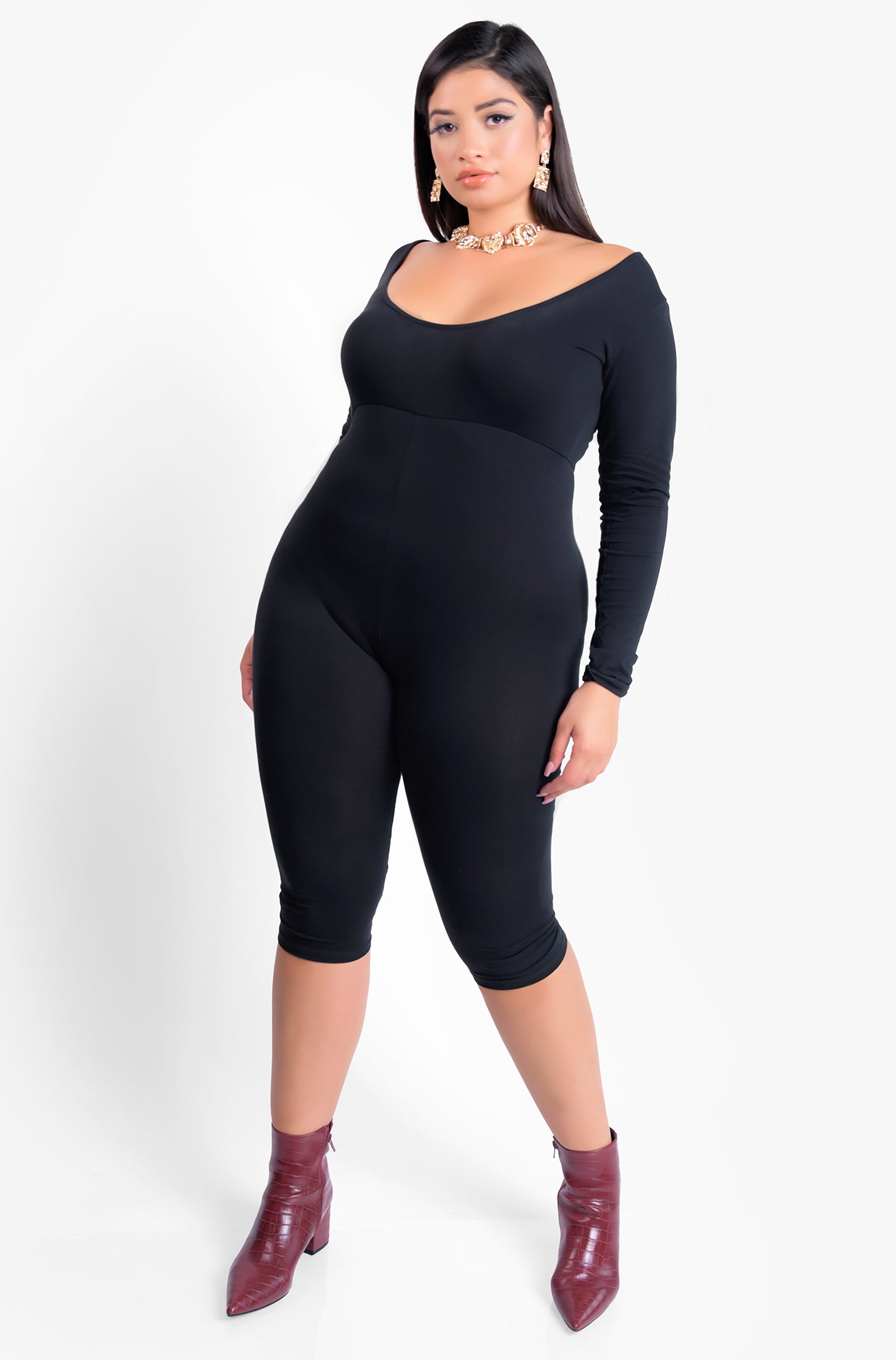Black Essential Scoop Neck Long Sleeve Cropped Jumpsuit Plus Sizes
