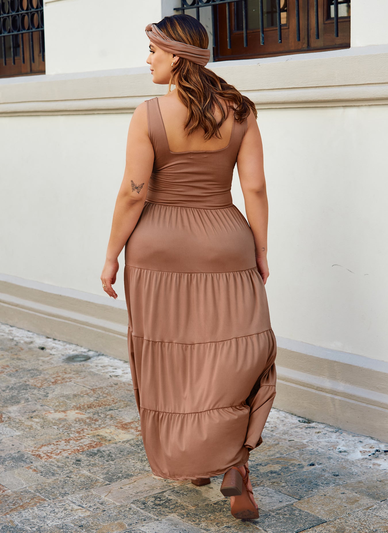 Unwind Tiered Maxi Skater Dress W. Turban - Mocha