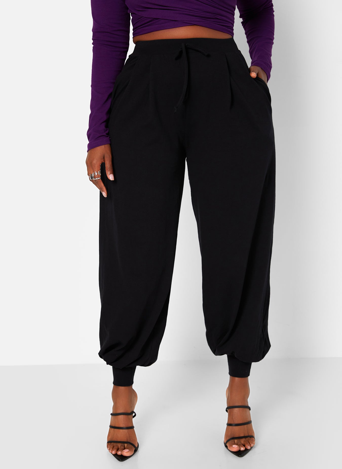 Black Essential Tie Waist Joggers W. Pockets Plus Sizes
