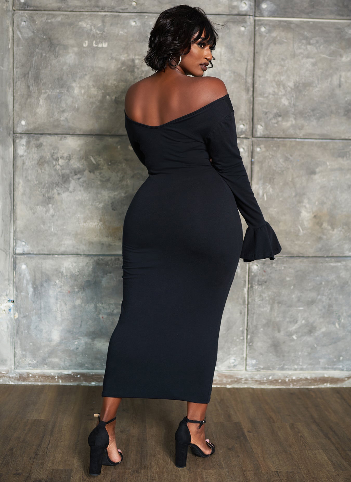 Essential Off The Shoulder Bell Sleeve Maxi Bodycon Dress - Black