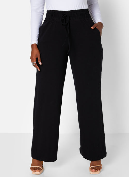 Black Essential Tie Waist Wide Leg Pants W. Pockets Plus Sizes